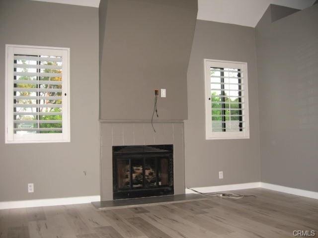Foto del edificio - 47 Fallingstar Apt #31, Irvine, CA 92614 -...