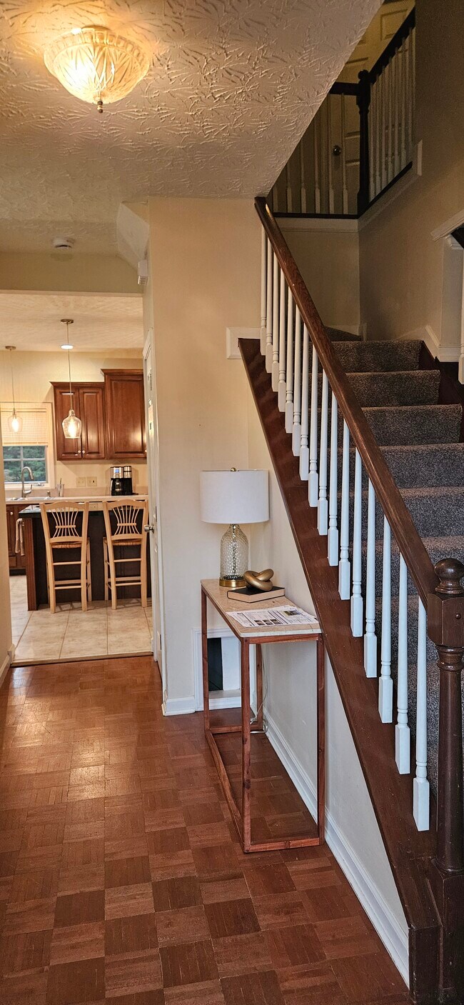 Foto del edificio - 1740 Magnolia Ct