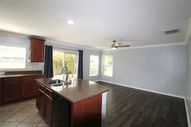 Building Photo - 2948 Willowleaf Ln