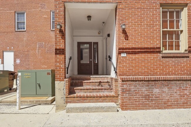 Building Photo - One Bedroom Apartment | Historic Bethlehem