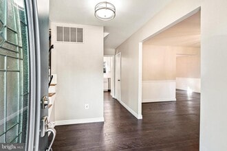 Building Photo - 9209 Antelope Pl