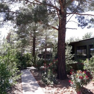 Building Photo - 1365 E McVicar Ave