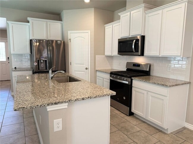 Foto del edificio - 7637 Bullrider Dr