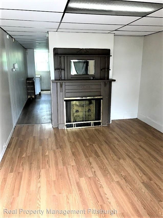 Building Photo - 2 br, 1 bath House - 3028 Merwyn Ave