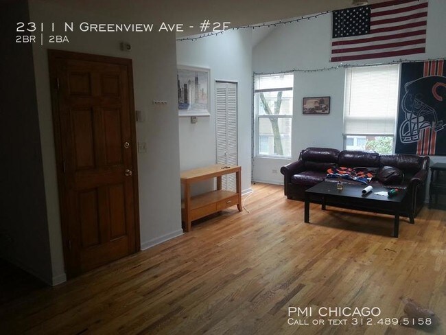 Building Photo - 2311 N Greenview Ave