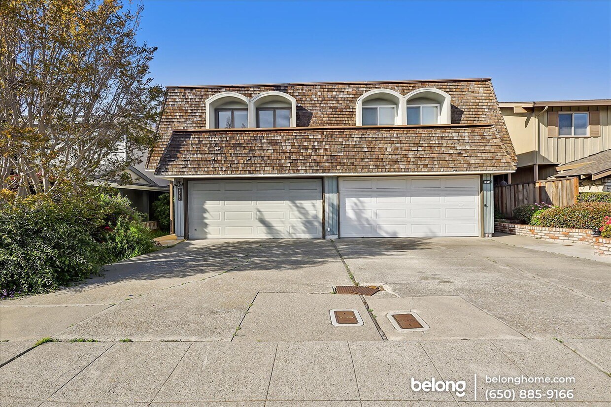 Primary Photo - 2913 Bayview Dr