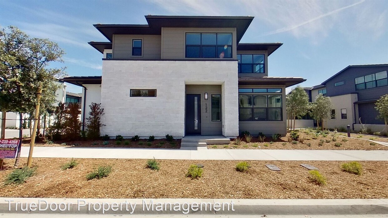 Foto principal - 4 br, 4.5 bath House - 122 Chant