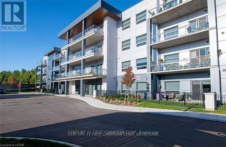 Primary Photo - 1696 Fiddlehead Pl