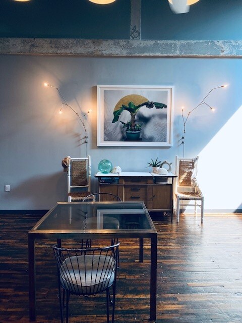 Foto del edificio - 1850 N Hope St