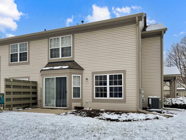 Building Photo - 2256 Dorchester Ct