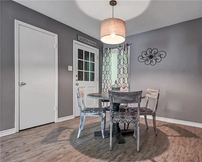 Building Photo - 4403 Carter Creek Pky