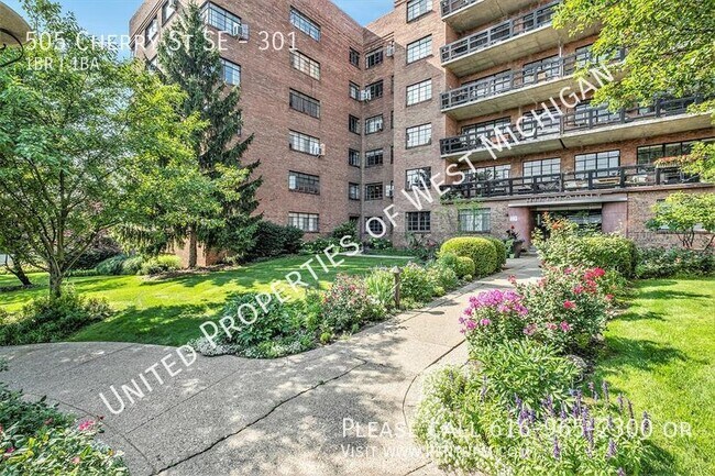 Building Photo - Available Now | Beautiful 1 Bed 1 Bath apa...