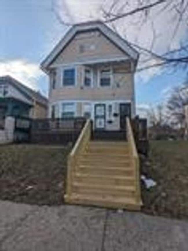 Building Photo - 2909-2911-2911 N 29th St