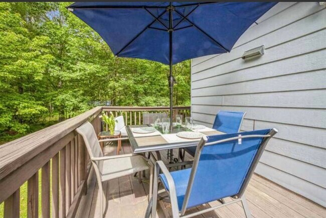 Back Yard Deck - 6 Mountain Rd