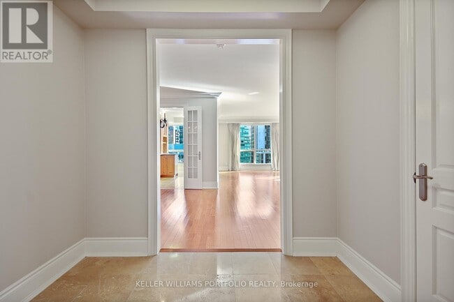 Building Photo - 10 Bellair St