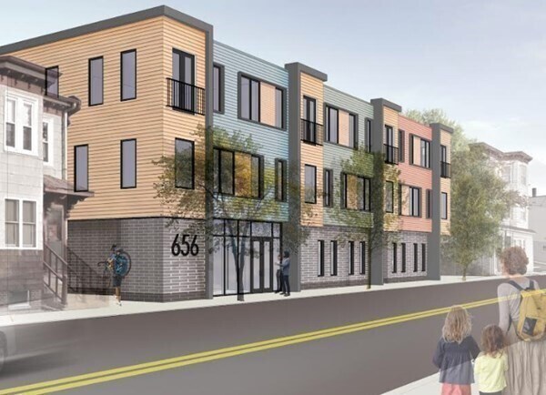 Building Photo - 656 Saratoga St