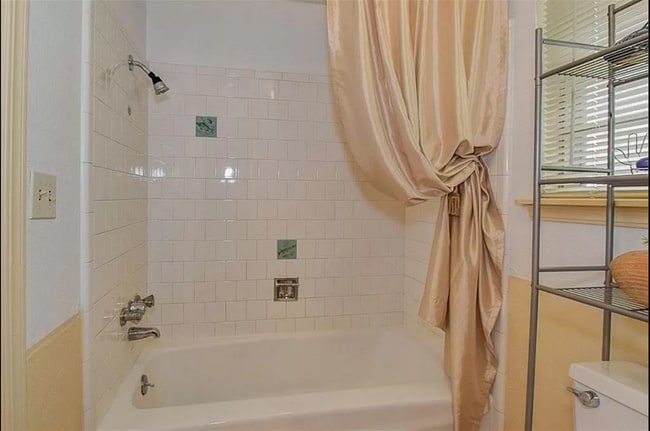 Upstairs Shower - 1408 Holly Ave