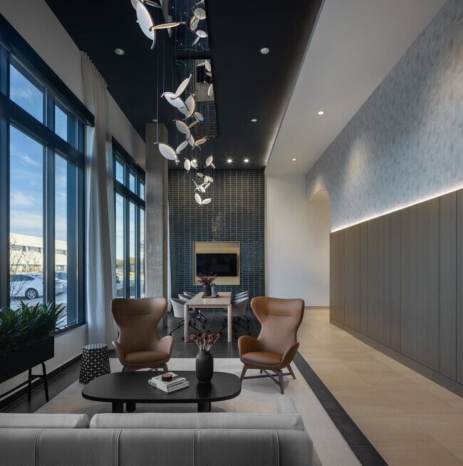 Interior Photo - The Symphony at OneNorth