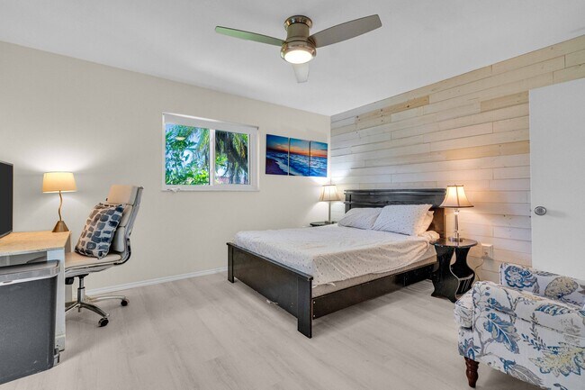 Foto del edificio - 1329 Pinebrook Way