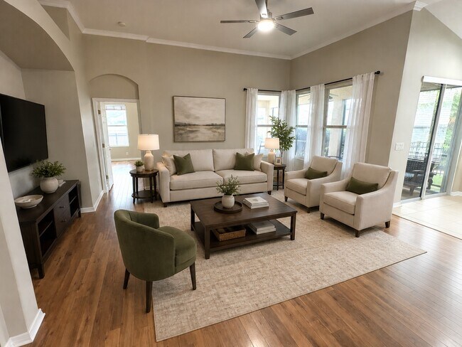 Sala de estar decorada virtualmente - 12426 23rd St E