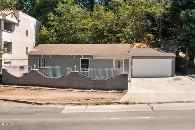 Building Photo - 3412 Barham Blvd