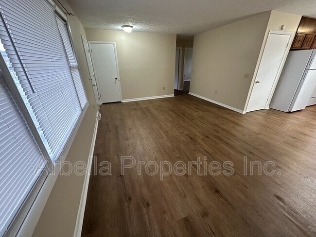 Building Photo - 911 Kendrick Creek Rd