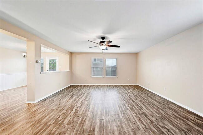 Foto del edificio - 171 Violet