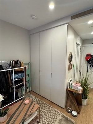 Building Photo - 267 Newbury St