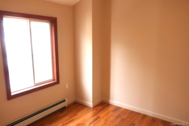 Building Photo - 13744 Thurston St