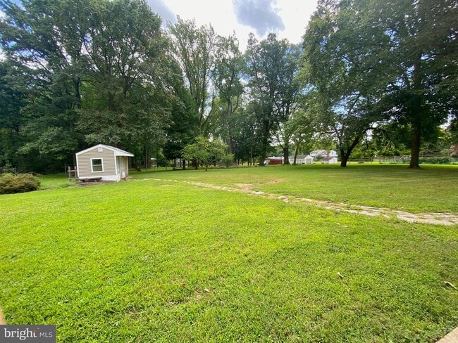 Building Photo - 1505 Marsh Rd