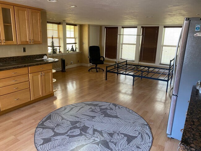 Foto del edificio - 10348 Cedarsong Rd