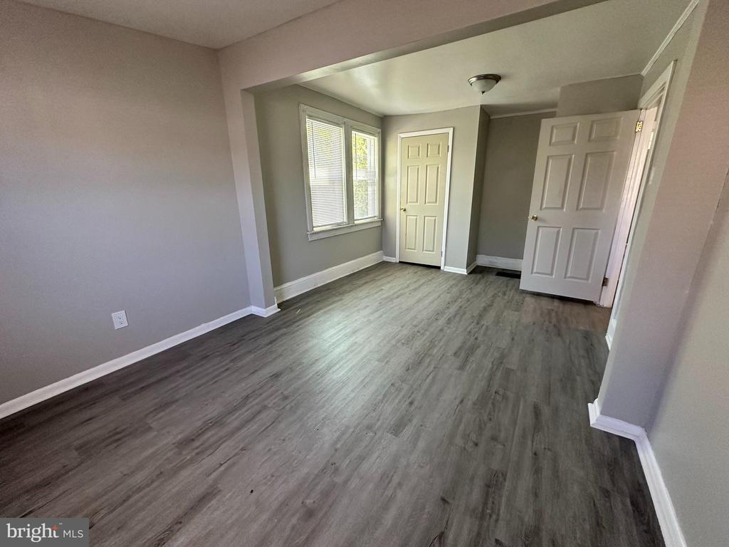 Foto principal - 11 S Delsea Dr
