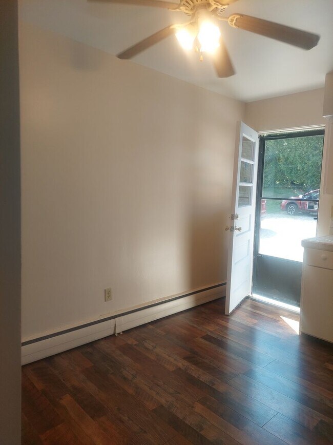 Building Photo - 4760 PA-66