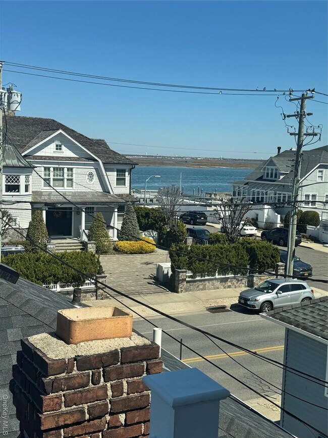 Foto del edificio - 102 Florida St