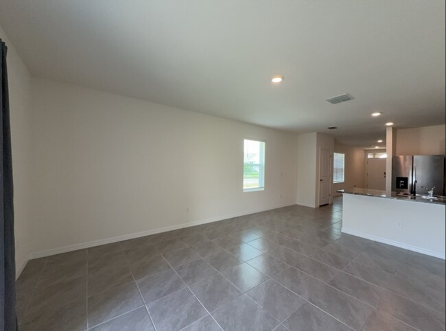 Foto del edificio - 5699 Chorleywood Ln