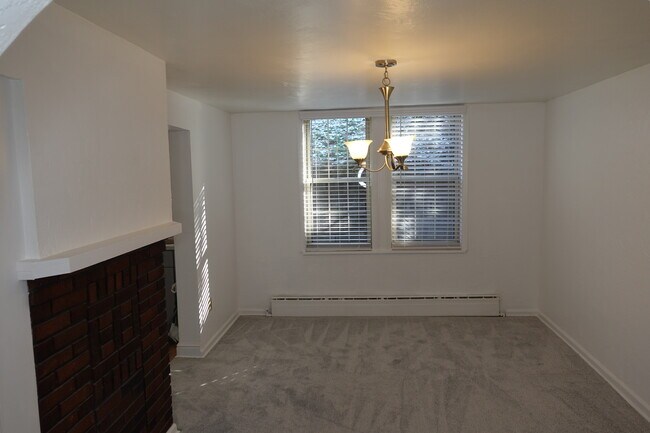 Dining Room - 17 Southern Ave