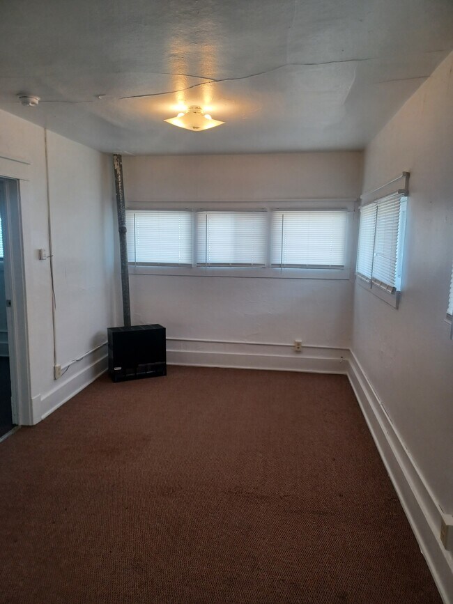 423 8th St Unit 2, Alamosa, CO 81101 Apartments in Alamosa, CO