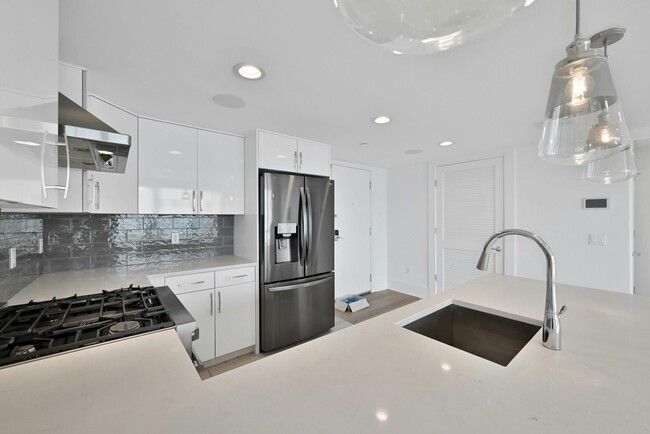 Foto del edificio - 209-211 Hackensack Plank Rd