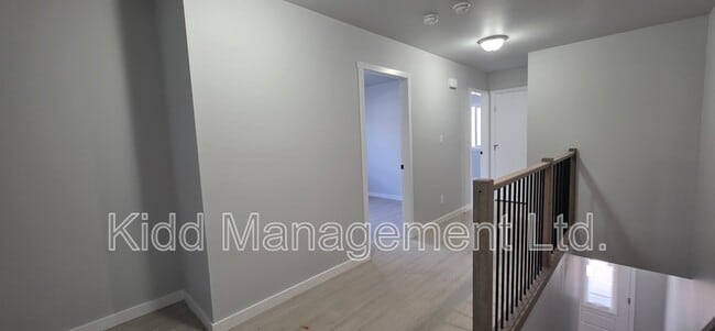 Building Photo - 6285 Monterey Rd