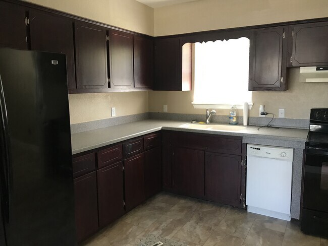 Building Photo - 5438 FL-4