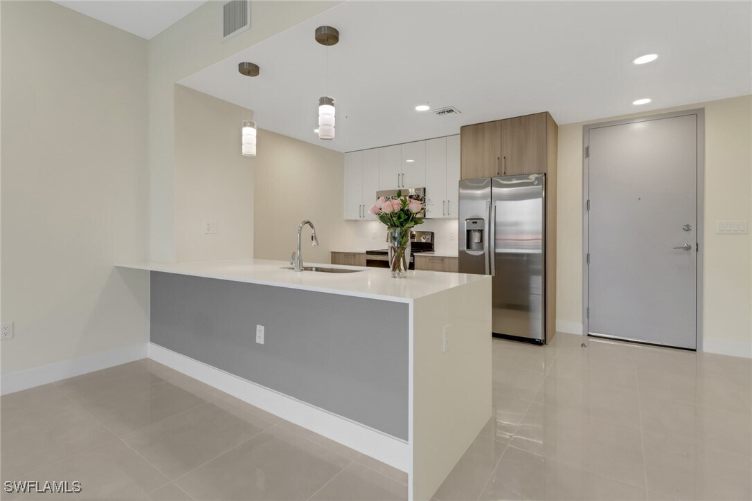 Foto principal - 26600 Rose Pointe Dr