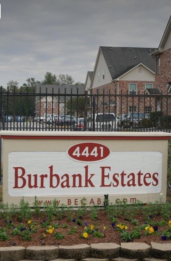 Foto del edificio - 4441 Burbank Dr