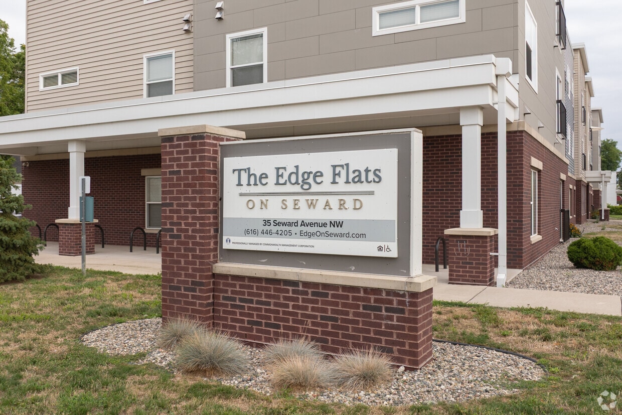 Foto del edificio - The Edge Flats on Seward