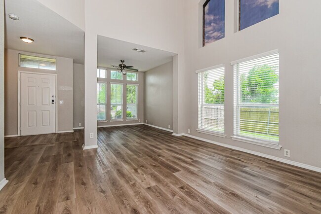 Foto del edificio - 309 Cobblestone Dr