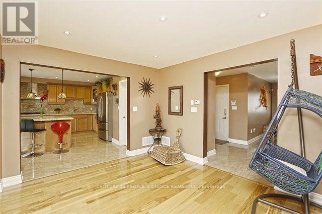 Photo du bâtiment - 6 Donomore Dr