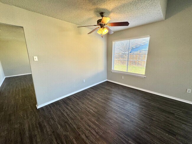 Foto del edificio - 2508 S Center Street S, Arlington, Texas 76014