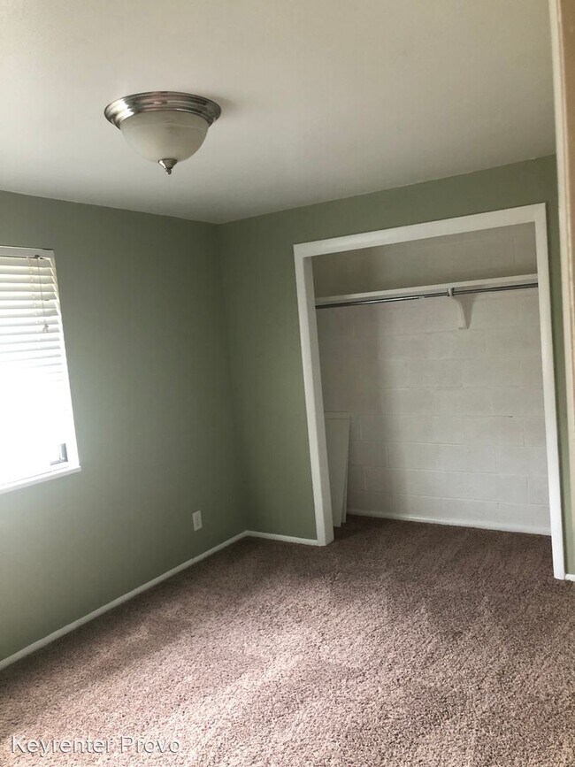 Building Photo - 2 br, 1.5 bath House - 1489 Arthur Dr.