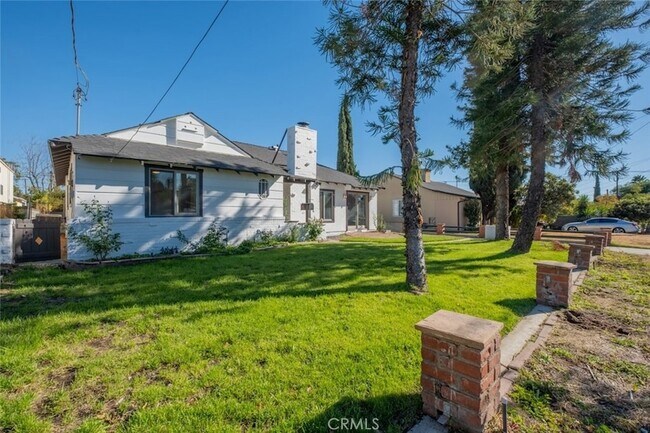 Foto del edificio - 6628 Gentry Ave
