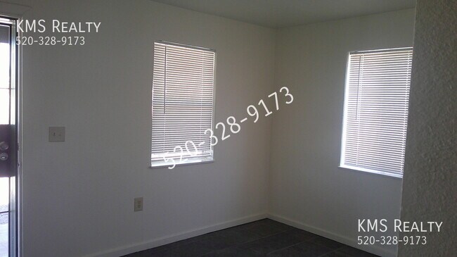 Foto del edificio - 1 Bed /1 Bath - OWNER/AGENT