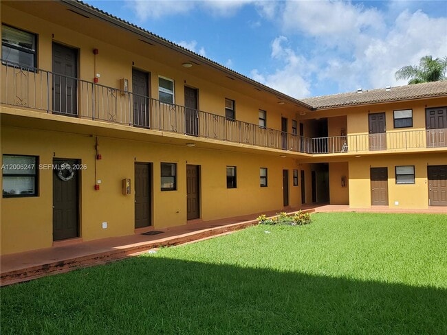 Foto del edificio - 9203 NW 38th Dr